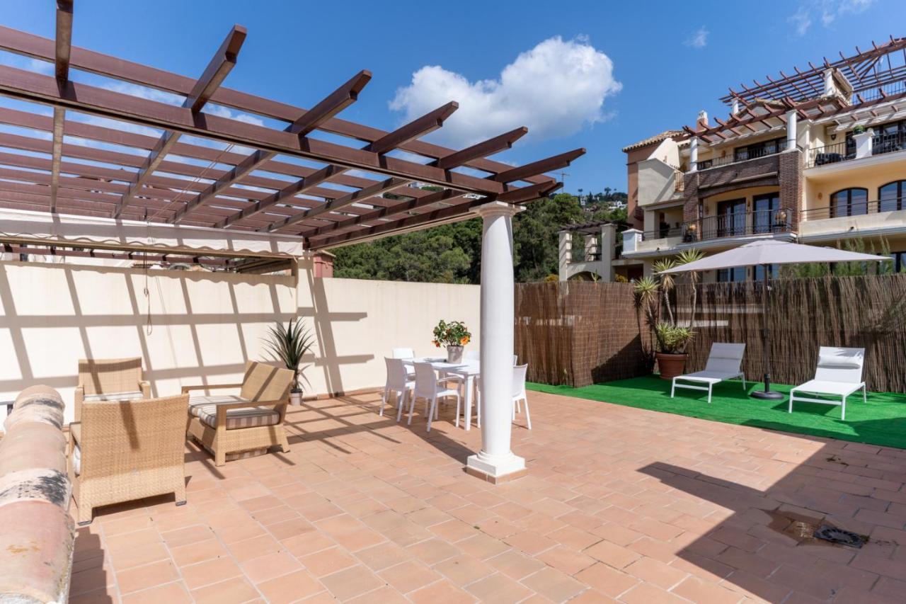 Los Arqueros Golf Apartments Benahavís Eksteriør billede