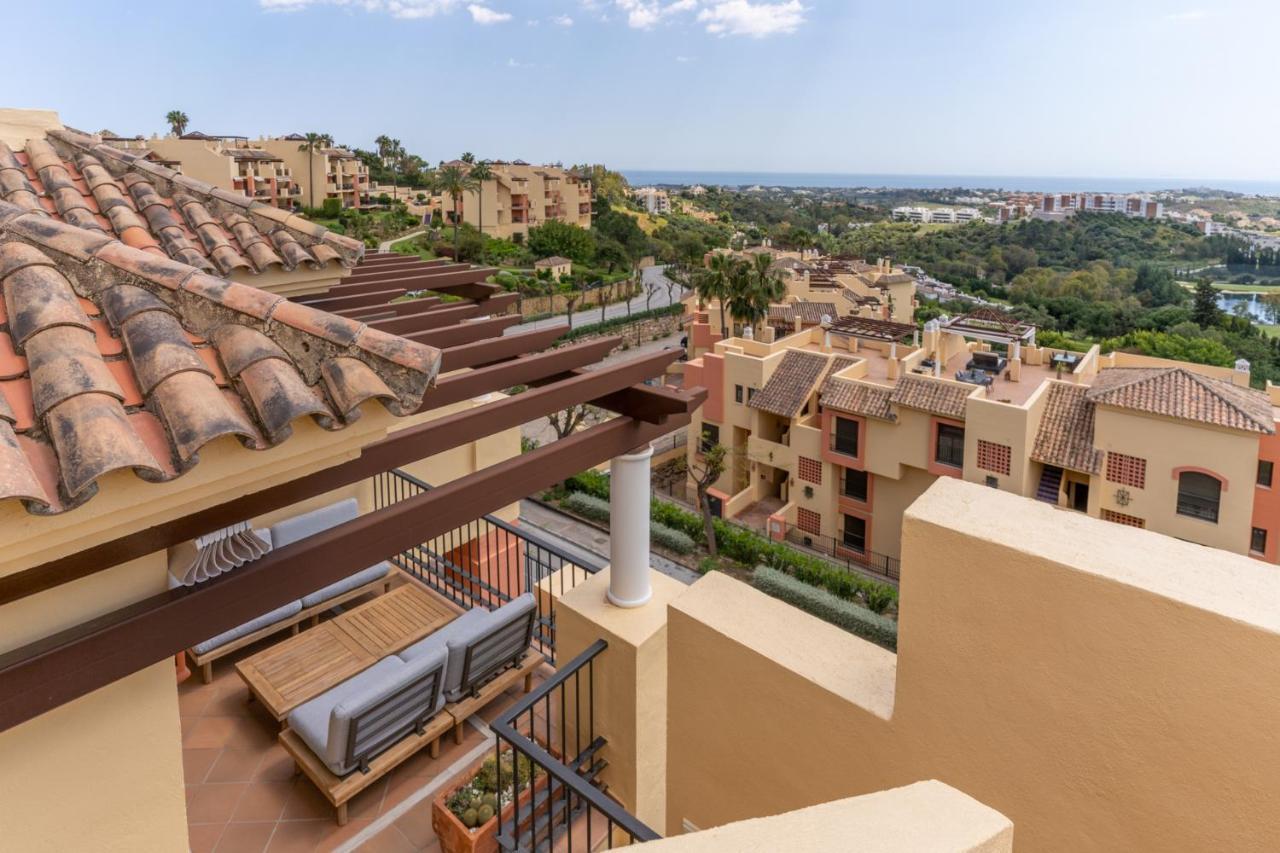 Los Arqueros Golf Apartments Benahavís Eksteriør billede