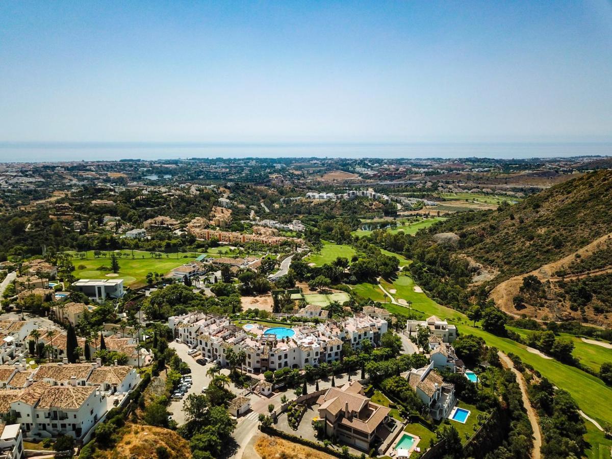 Los Arqueros Golf Apartments Benahavís Eksteriør billede