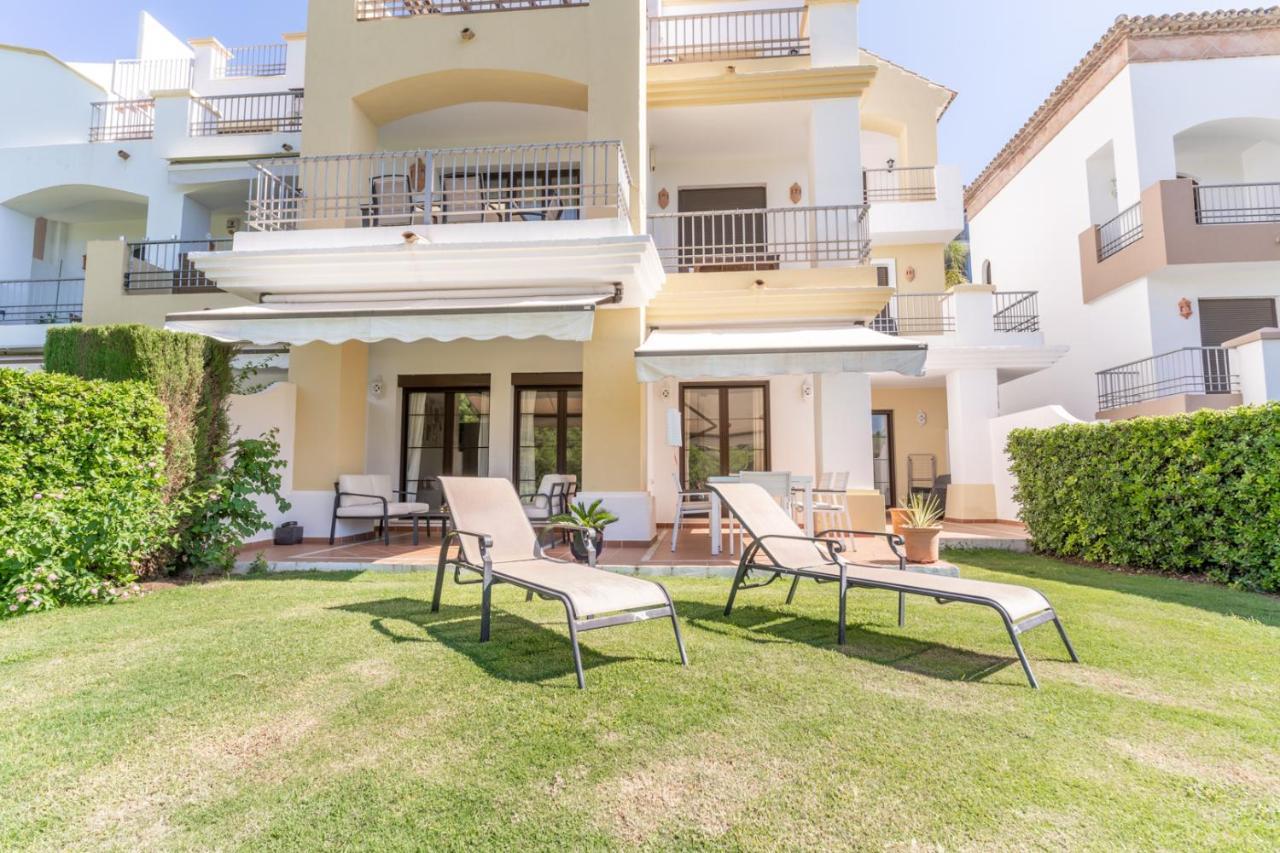 Los Arqueros Golf Apartments Benahavís Eksteriør billede