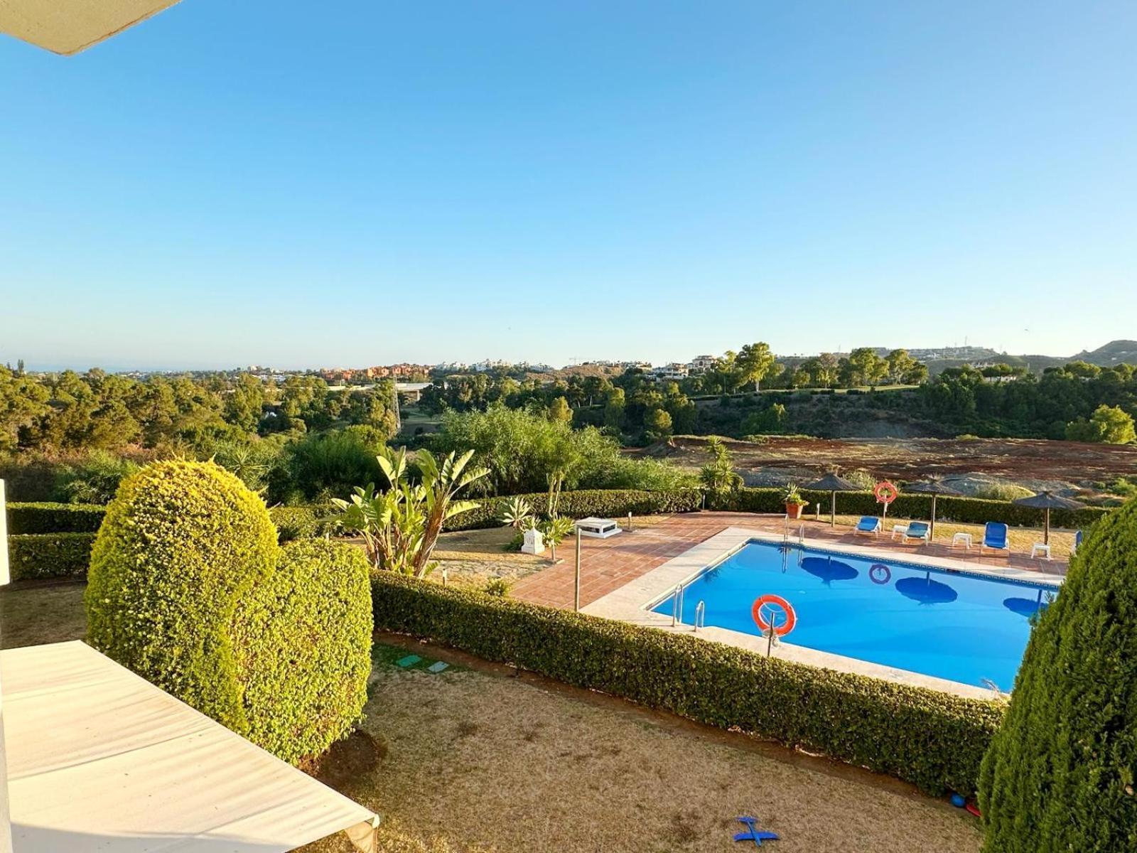 Los Arqueros Golf Apartments Benahavís Eksteriør billede