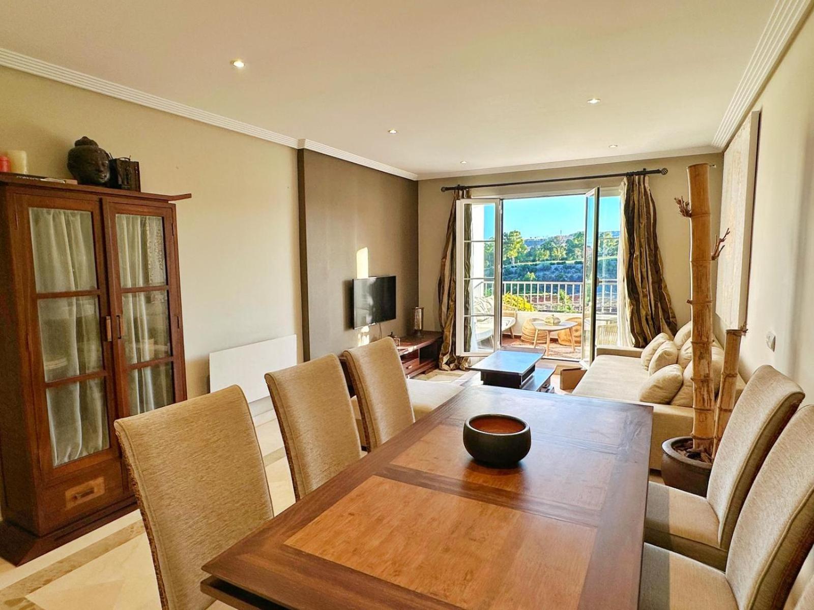 Los Arqueros Golf Apartments Benahavís Eksteriør billede